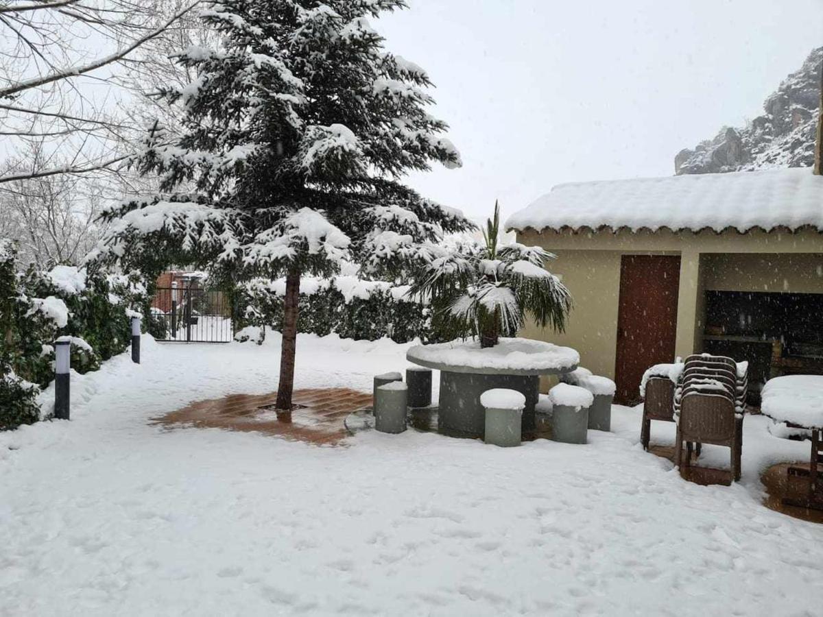 Casa Rural Villa Pilar Albentosa Exterior photo